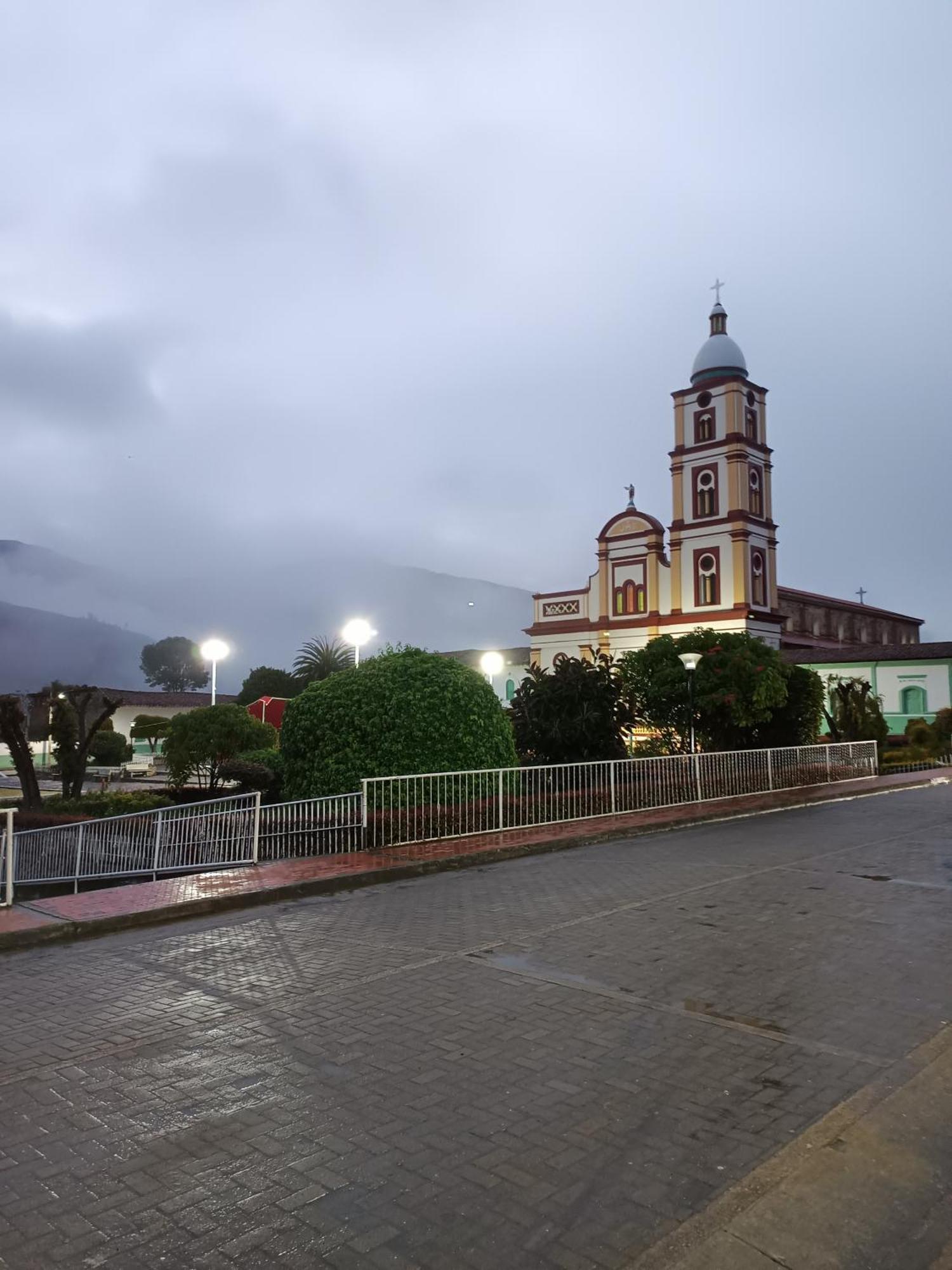 El Cocuy Gll Hotel מראה חיצוני תמונה
